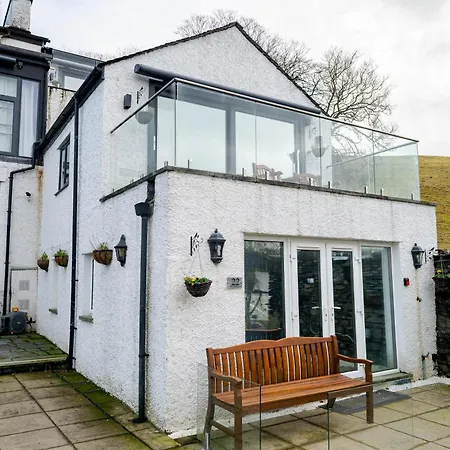 فندق Waterhead Bath - Parking And Light Breakfast آمبيلسايد
