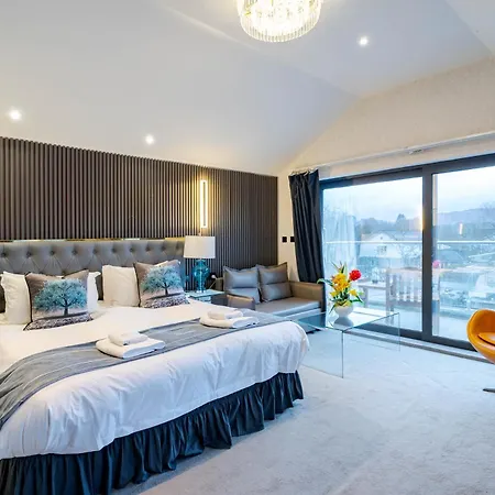 Waterhead Bath - Parking And Light Breakfast 3* آمبيلسايد