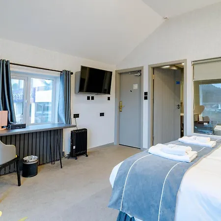Waterhead Bath - Parking And Light Breakfast فندق آمبيلسايد