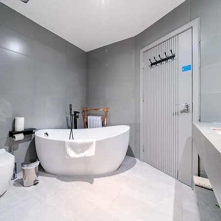 Waterhead Bath - Parking And Light Breakfast فندق آمبيلسايد