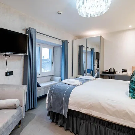 Waterhead Bath - Parking And Light Breakfast