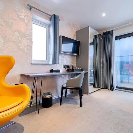 Waterhead Bath - Parking And Light Breakfast 3* آمبيلسايد