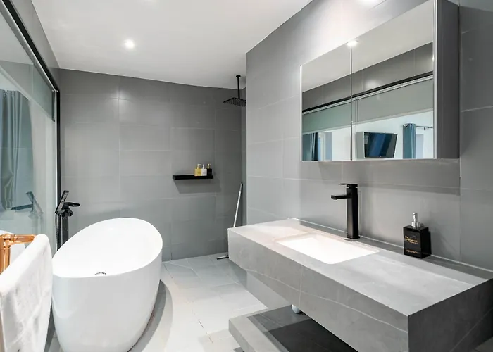 Waterhead Bath Hotel